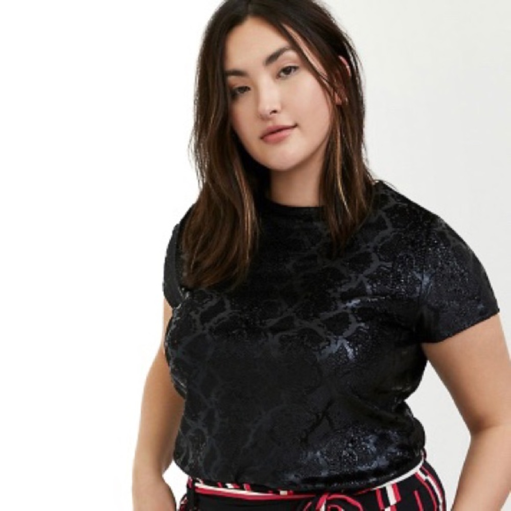Torrid snakeskin print high neck velvet tee
